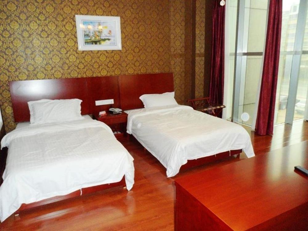 Dongfu Hotel Nanjing  Exterior photo